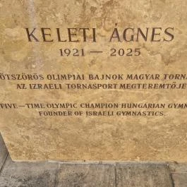 Keleti Ágnes szobra Budapest - Külső kép