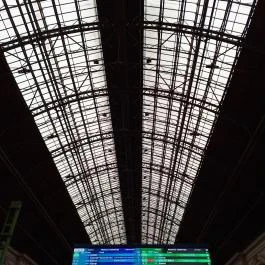 Keleti pályaudvar épülete Budapest - Belső