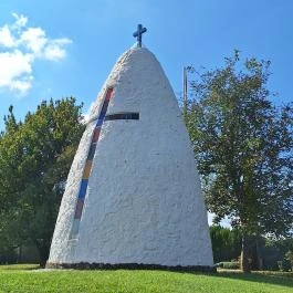 Kemence kápolna, Sénye - Külső kép