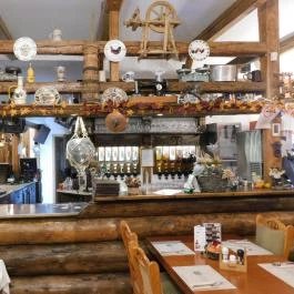 Kemencés Fogadó Étterme Tardos - Belső