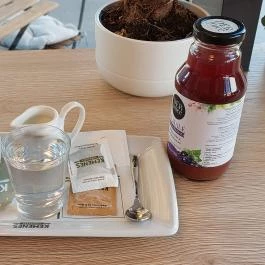 Kemenes Cukrászat - Baross tér Budapest - Étel/ital