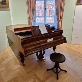 Kende-kúria Cégénydányád - Egyéb