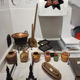 Kende-kúria Cégénydányád - Egyéb