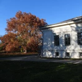 Kende-kúria Cégénydányád - Külső kép