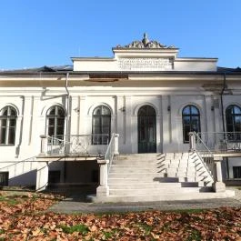 Kende-kúria Cégénydányád - Külső kép