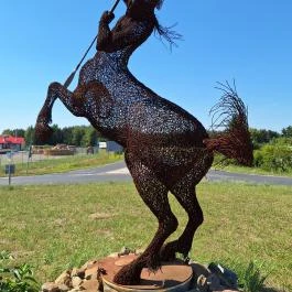 Kentaúr szobor, Barcs - Külső kép