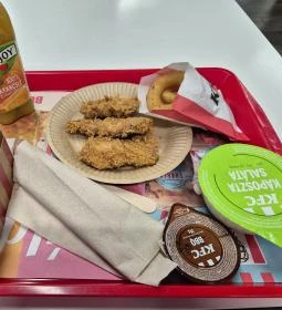 Kentucky Fried Chicken - Auchan Budaörs