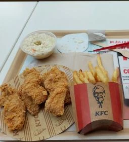 Kentucky Fried Chicken - Tesco Budaörs
