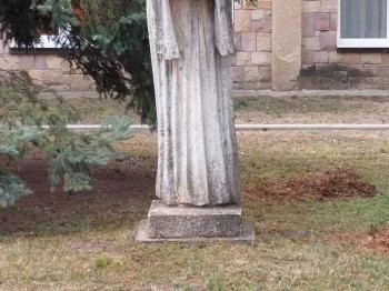 A kenyér dicsérete szobor Herceghalom