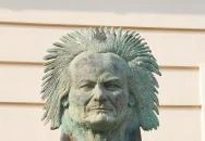 Kepenyes Pál fejszobra Kondoros