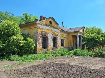 Keppich-kúria Örményes