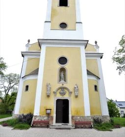 Keresztelő Szent János születése plébániatemplom