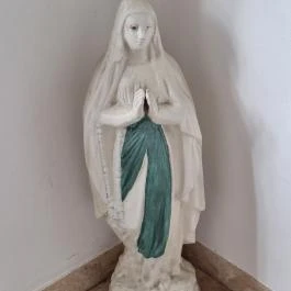 Kerítéskápolna, Pincehely - Egyéb