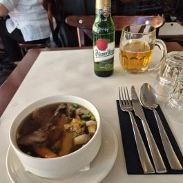 Két Szerecsen Kávéház & Bisztró Budapest - Étel/ital
