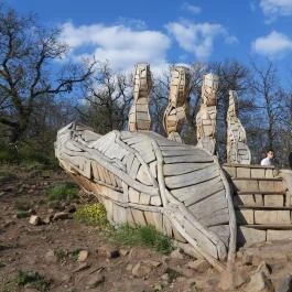 Kéz-kilátó, Felsőtold - Egyéb