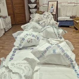 Kézimunka kiállítás Geresdlak - Belső