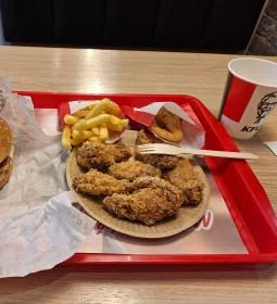 KFC Rákoskeresztúr DT