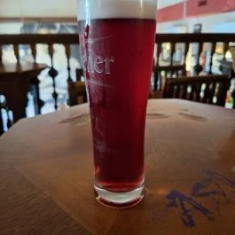 Kiadó Kocsma Budapest - Étel/ital