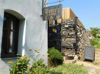 Kikelet Pince & Ízműhely Tarcal