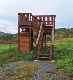 Kilátó a Szűz Mária kápolna mellett