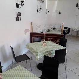 Red Fruit Kínai Étterem Biatorbágy - Belső