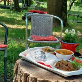 Kinga Kamrája, Káptalantóti - Étel/ital