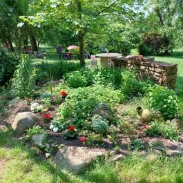 Kinga Kamrája, Káptalantóti - Külső kép