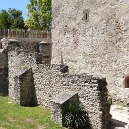 Kinizsi Vár Nagyvázsony - Külső kép