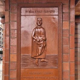 Királyok kútja Vasvár - Külső kép