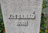 Kis Jankó Bori mellszobra Mezőkövesd