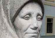 Kis Jankó Bori mellszobra Mezőkövesd