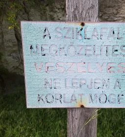 Kisamerika barlanglakások