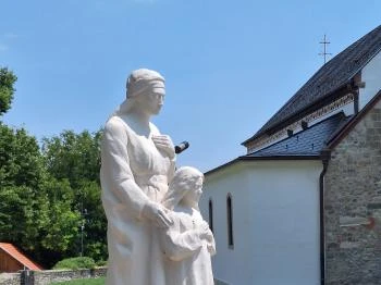 Kisboldogasszony szobor Gyöngyöspata