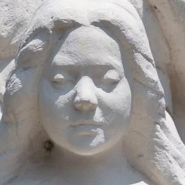 Kisboldogasszony szobor, Gyöngyöspata - Egyéb