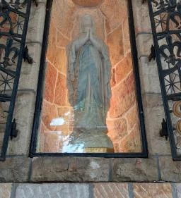 Kisboldogasszony-templom 