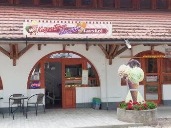 Kisgesztenye Fagyizó Hortobágy