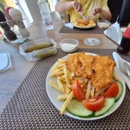 Kiskakas Vendéglő Rácalmás - Étel/ital