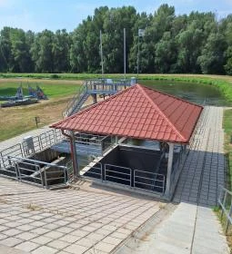 Kiskörei Hallépcső