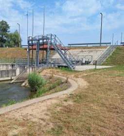 Kiskörei Hallépcső