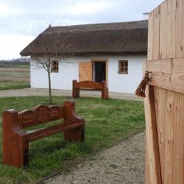 Kiskun Emlékhely, Szank - Egyéb