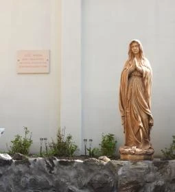 Kiskunhalasi Jézus Szíve templom