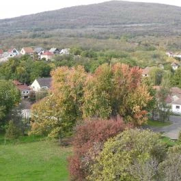 Kisnánai Várrom és Népi Műemlék, Kisnána - Külső kép