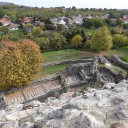 Kisnánai Várrom és Népi Műemlék, Kisnána - Külső kép