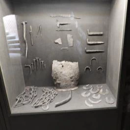 Kisnánai Várrom és Népi Műemlék, Kisnána - Egyéb