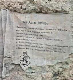 Kiss Albert emlékmű