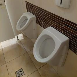 Kistücsök Étterem, Borpince & Vinotéka, Balatonszemes - Mosdó