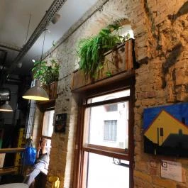 Kisüzem Budapest - Belső