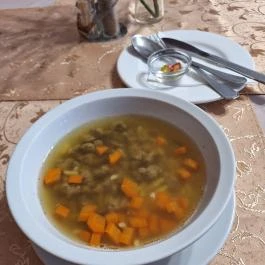 Kisvadász Vendéglő Boconád - Étel/ital