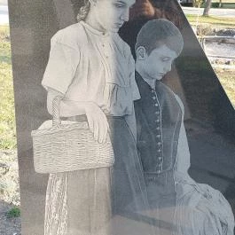 Kitelepítési emlékmű Hajós - Egyéb