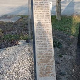 Kitelepítési emlékmű Hajós - Egyéb